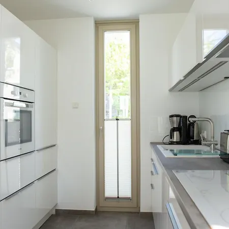 Holiday home Strandlaeufer 2 *